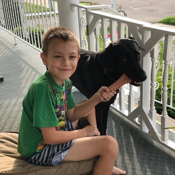 Meet your Posher, Jennifer - Picture 1 of 1